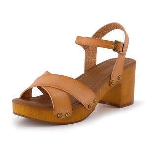 Brand new Mia Susan, natural sandals